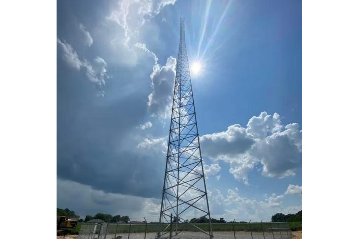 Ano ang mga pag -andar ng galvanized steel pipe tower?