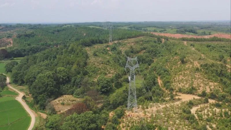 Ang 5G base station ay nagbahagi ng electricity tower na isinasagawa